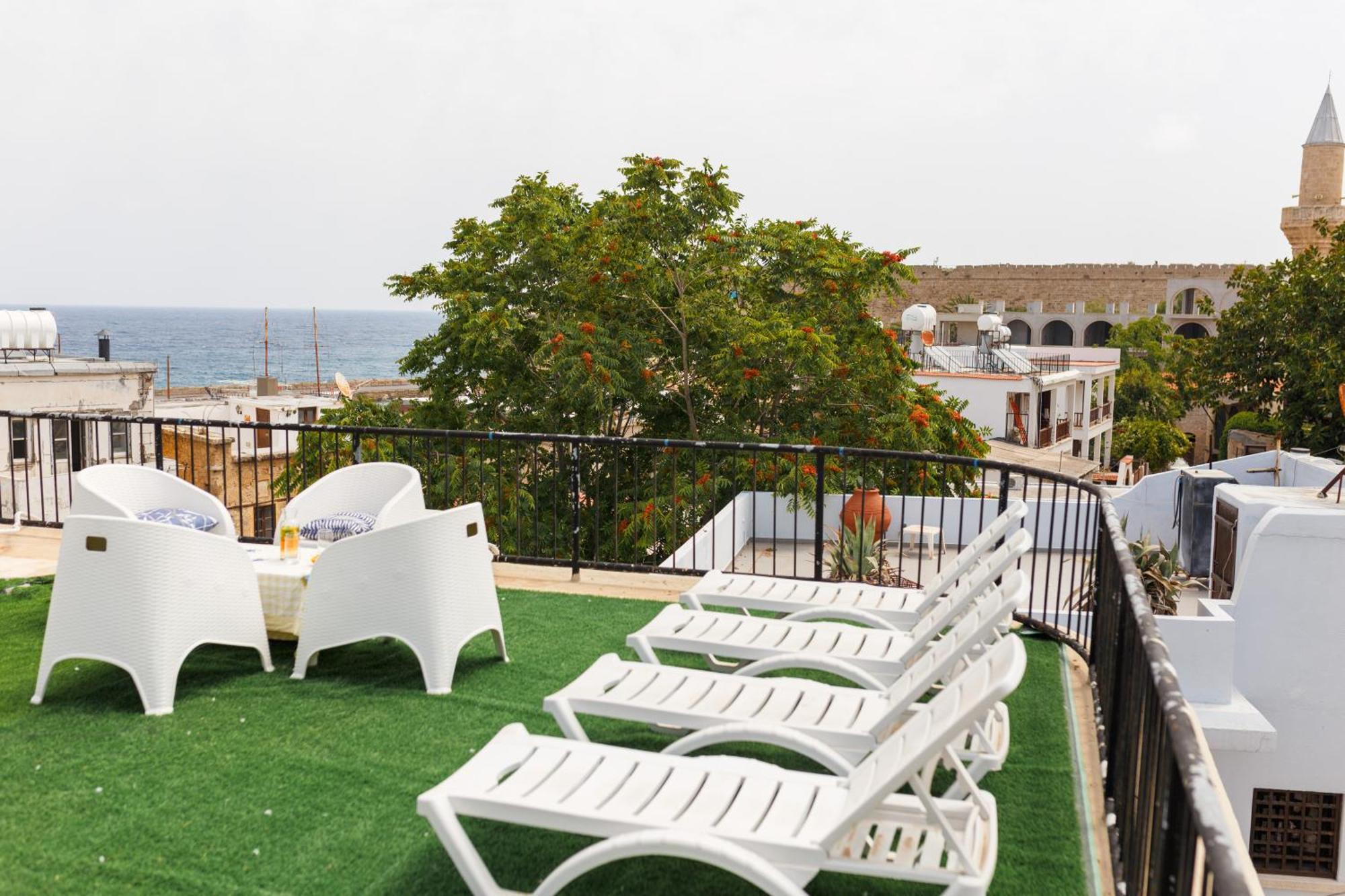 Homelike Guest House Cirénia Exterior foto